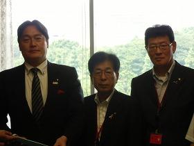 左:吉田国土交通副大臣、右:福山阪南市長