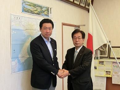 町長とかど博文衆議院議員