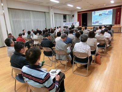 たんのわ海浜会館で行われたタウンミーティング