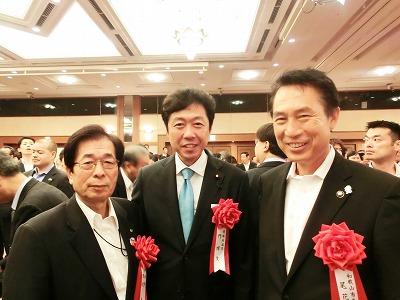 門衆議院議員、尾花和歌山市長とともに