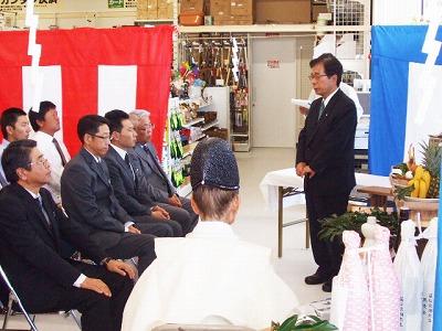 繁盛祈願祭で挨拶する田代町長