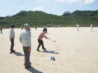 岬町長生会グラウンドゴルフ大会の様子