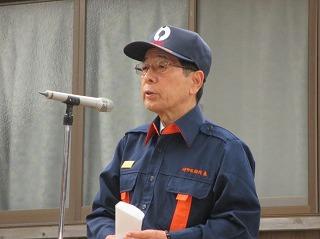 文化財防火訓練で挨拶する田代町長