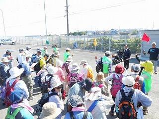 「さんぽるた」で挨拶をする田代町長