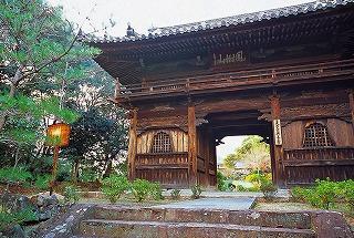 興善寺の外観写真