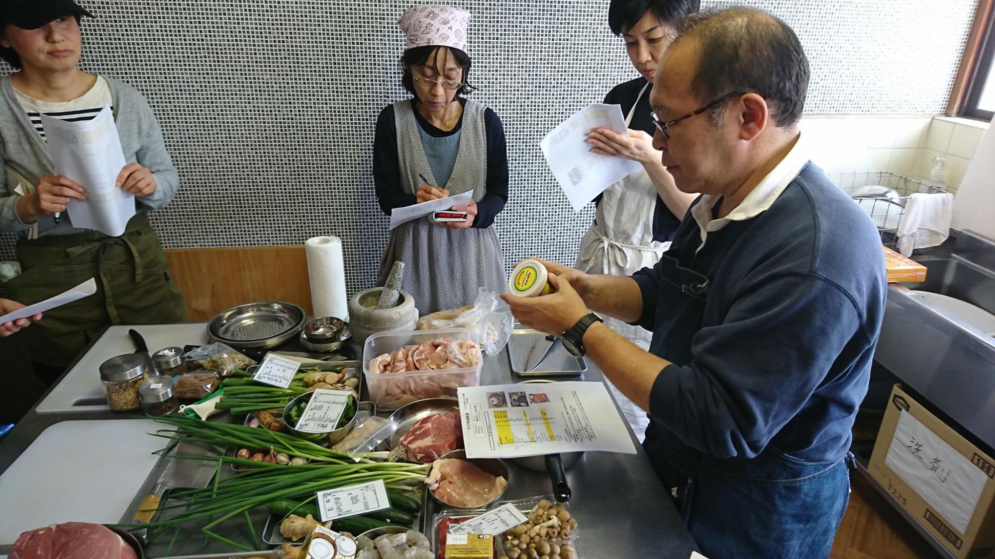 カレー作りの様子