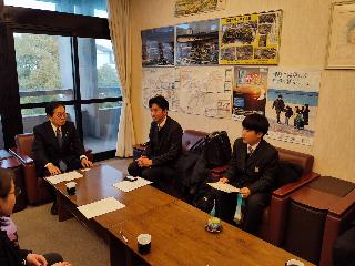 町長表敬訪問　和田　結芽氏