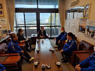 町長表敬訪問　第３７回全国健康福祉ぎふ大会・ねんりんピック岐阜２０２５（太極拳交流大会）　1