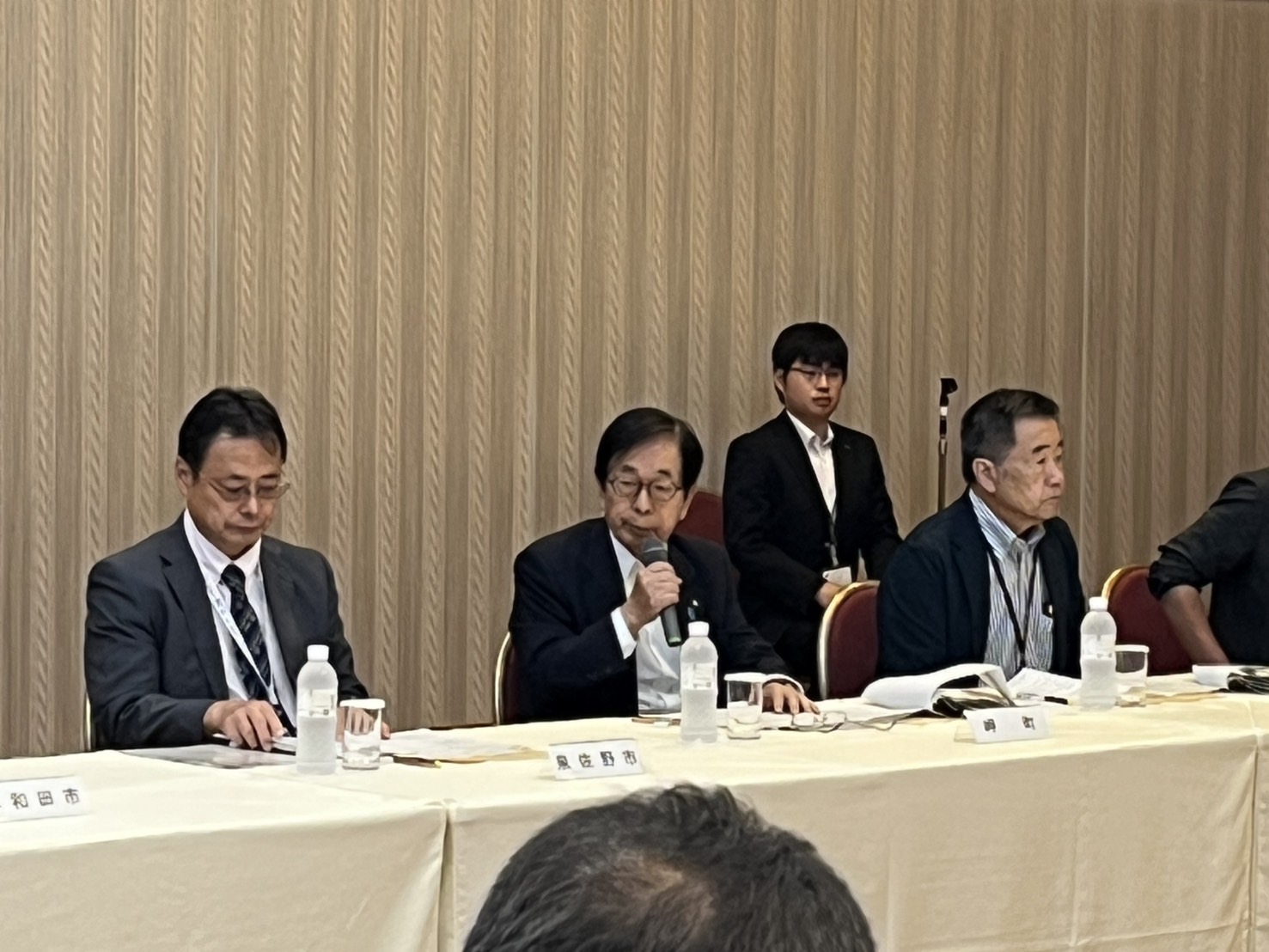 町長の様子
